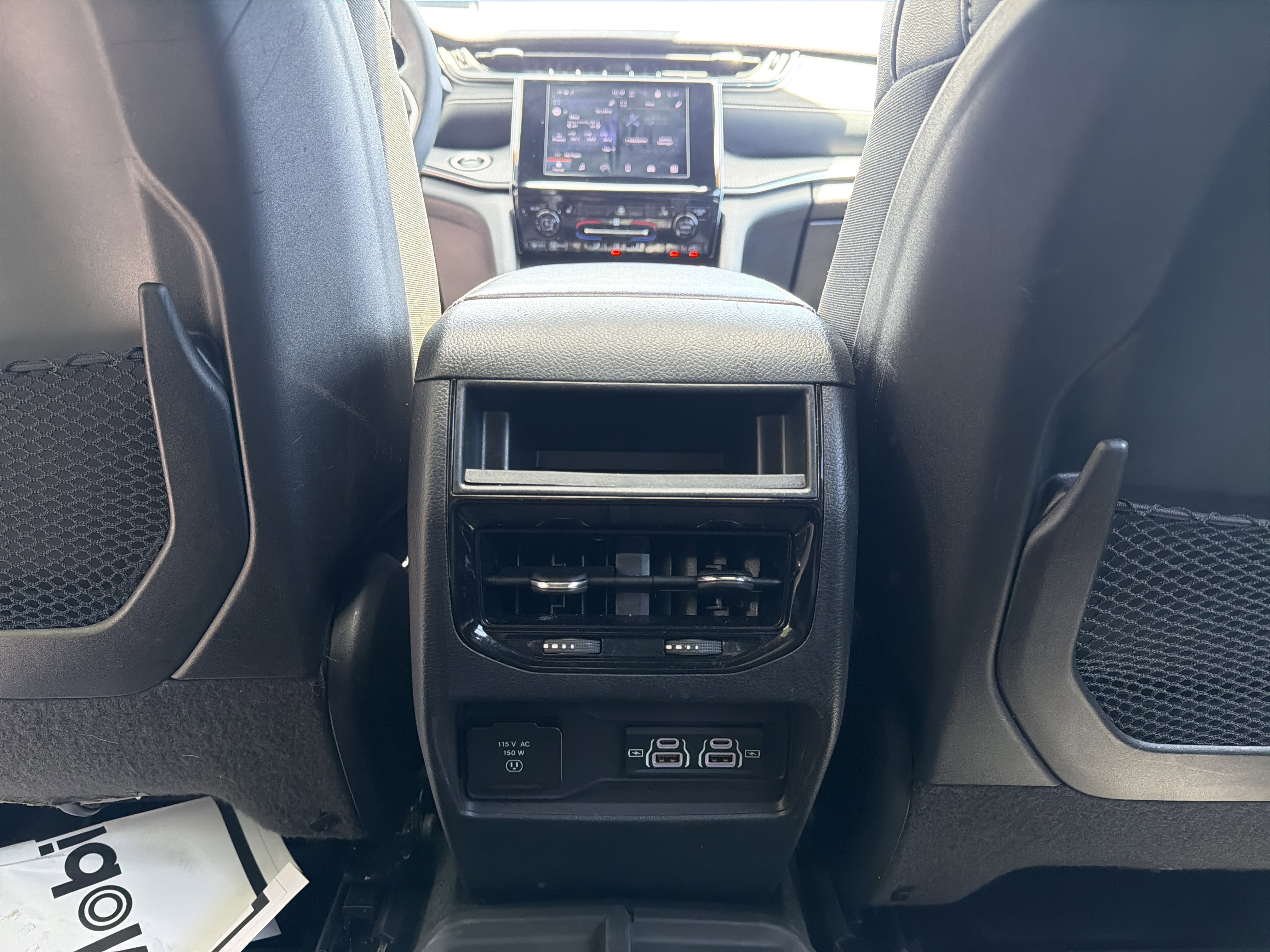 Used 2024 Jeep Grand Cherokee Altitude AWD/4WD image 28