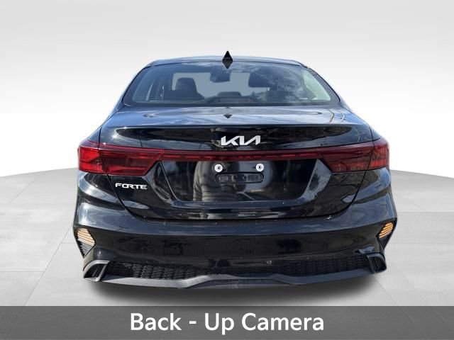 Used 2024 Kia Forte LXS image 6