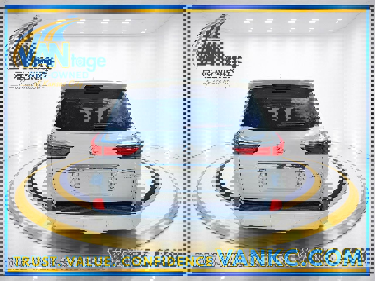 Used 2016 Lexus LX 570 4WD w/ Luxury Package image 7