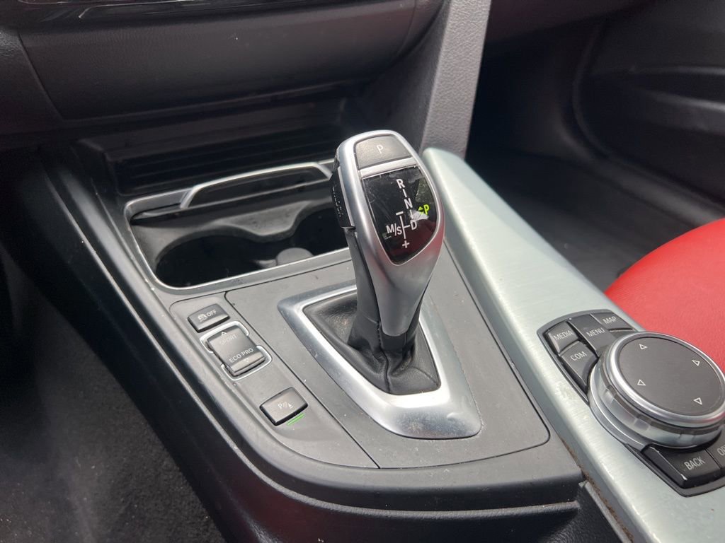 Used 2017 BMW 330i Sedan image 4