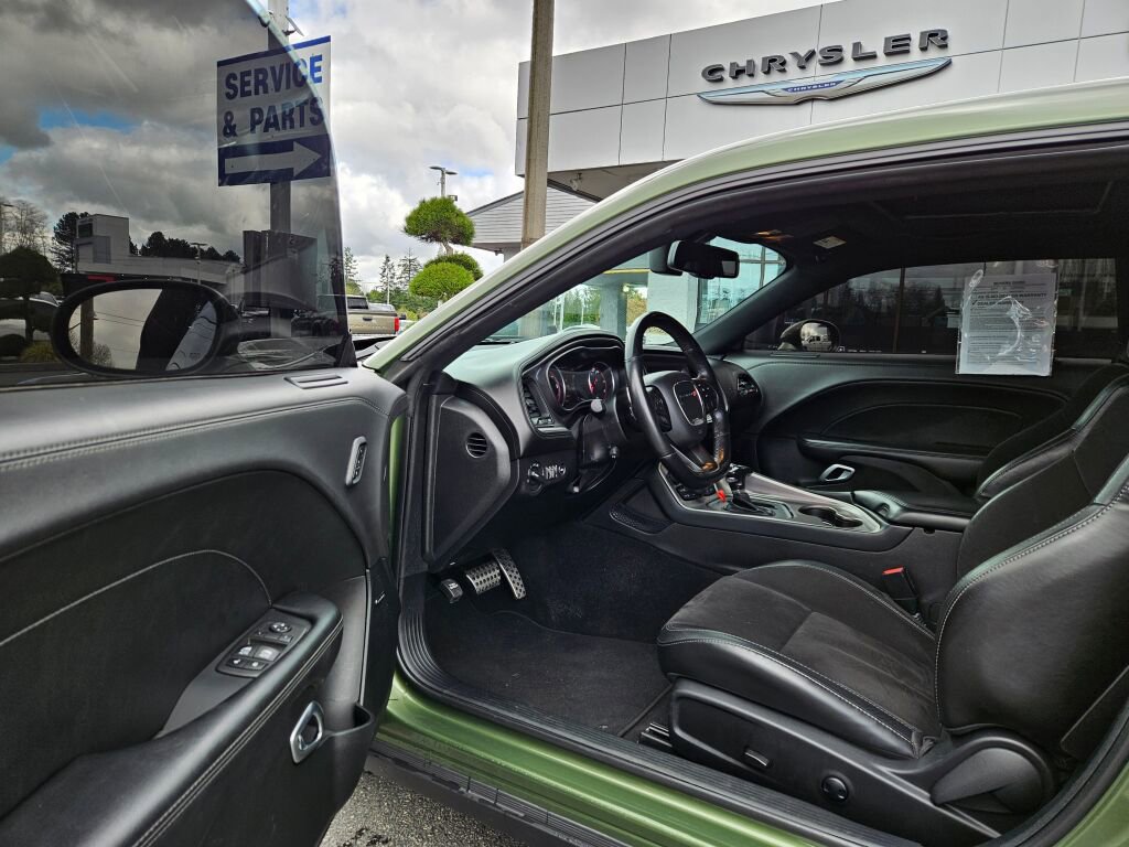Used 2022 Dodge Challenger R/T Scat Pack image 13