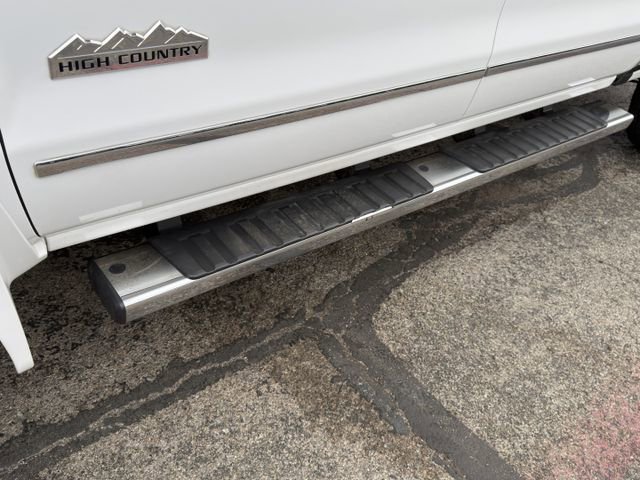 Used 2018 Chevrolet Silverado 2500 High Country w/ Duramax Plus Package image 15