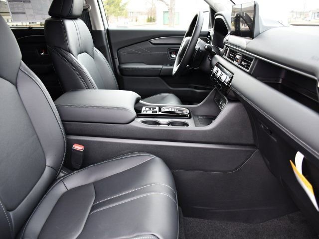 New 2026 Honda Pilot Touring image 32