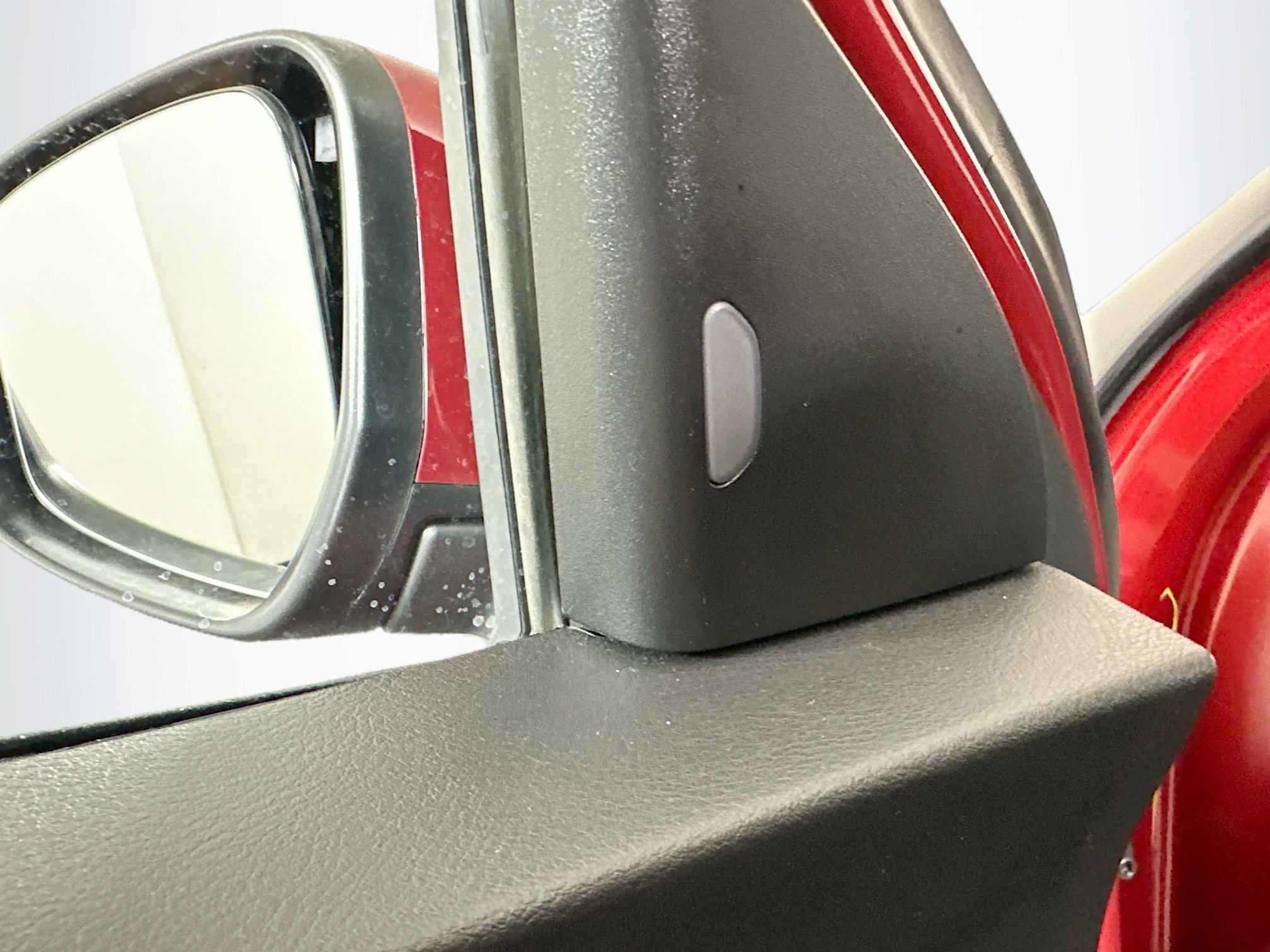 Used 2024 Nissan Kicks SV FWD image 16