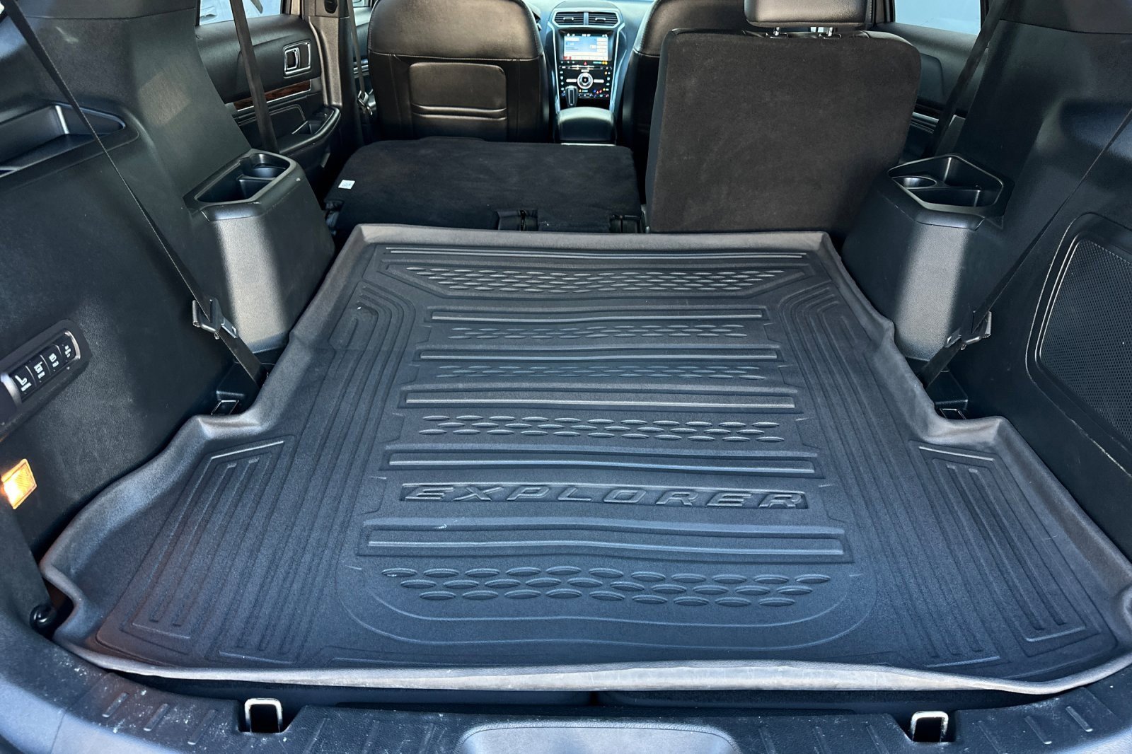 Used 2018 Ford Explorer Limited w/ Equipment Group 301A image 15