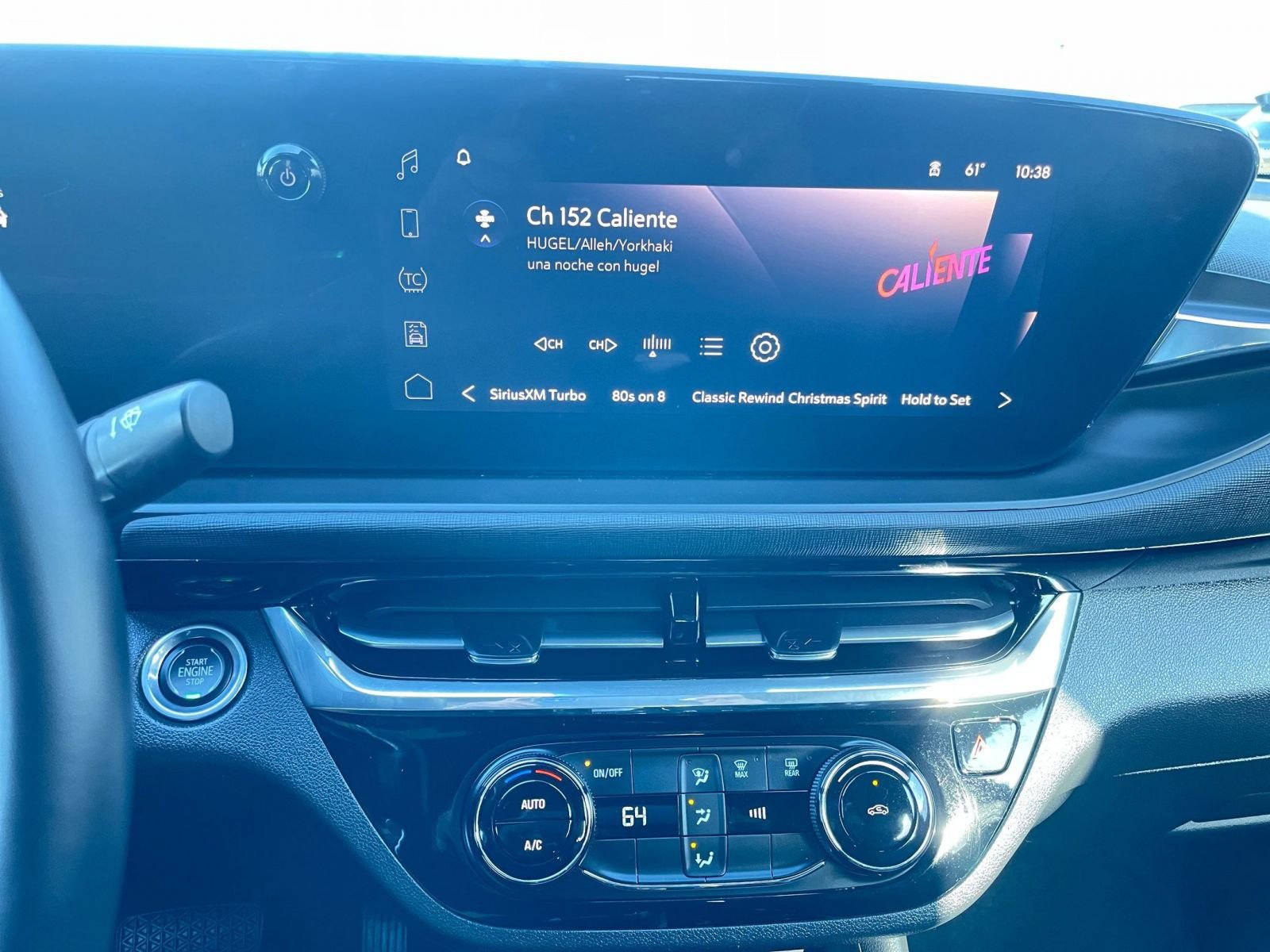 Used 2025 Buick Envista Sport Touring image 18