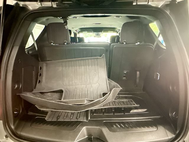 Used 2023 GMC Yukon SLE w/ LPO, Floor Liner Package AWD/4WD image 25