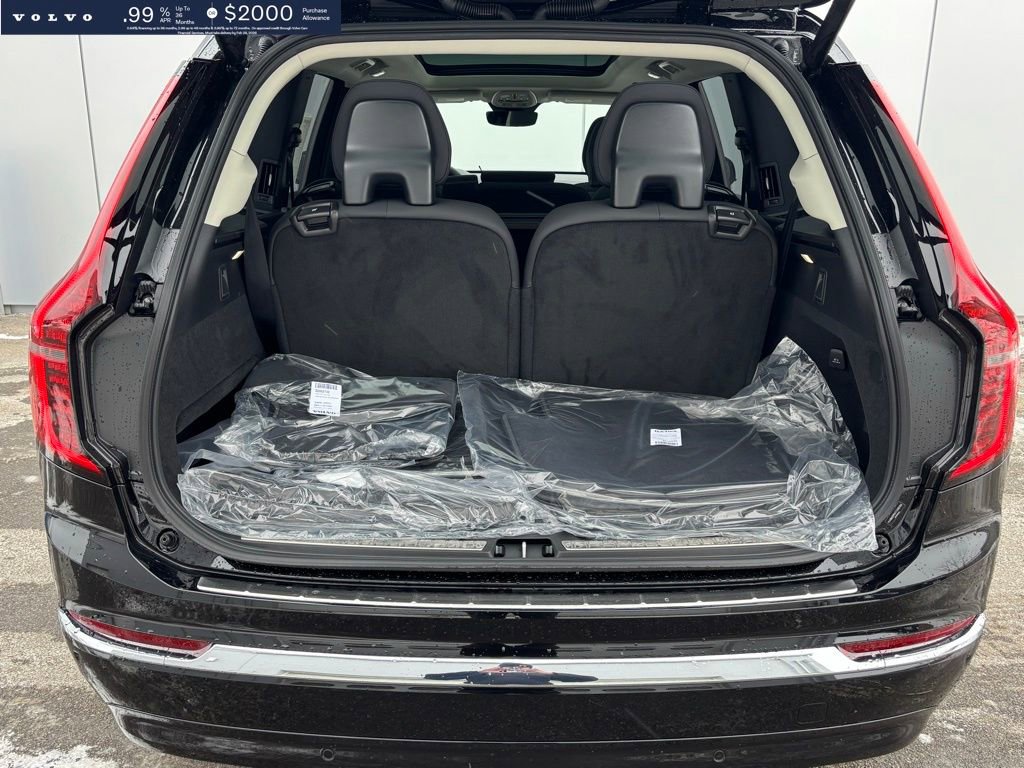 New 2026 Volvo XC90 B6 Plus w/ Protection Package AWD/4WD image 17