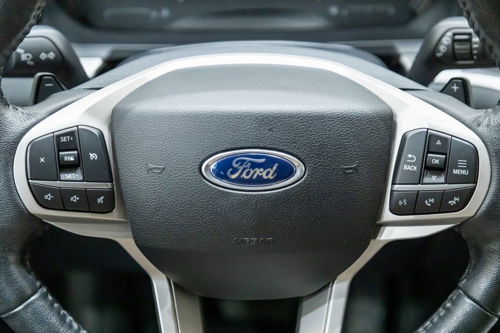 Used 2021 Ford Explorer XLT w/ Equipment Group 202A image 17