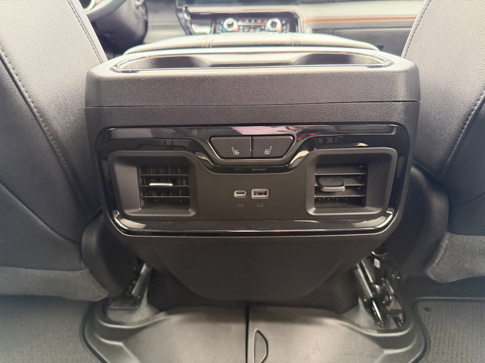 Used 2024 GMC Sierra 2500 AT4 w/ AT4 Premium Plus Package image 28