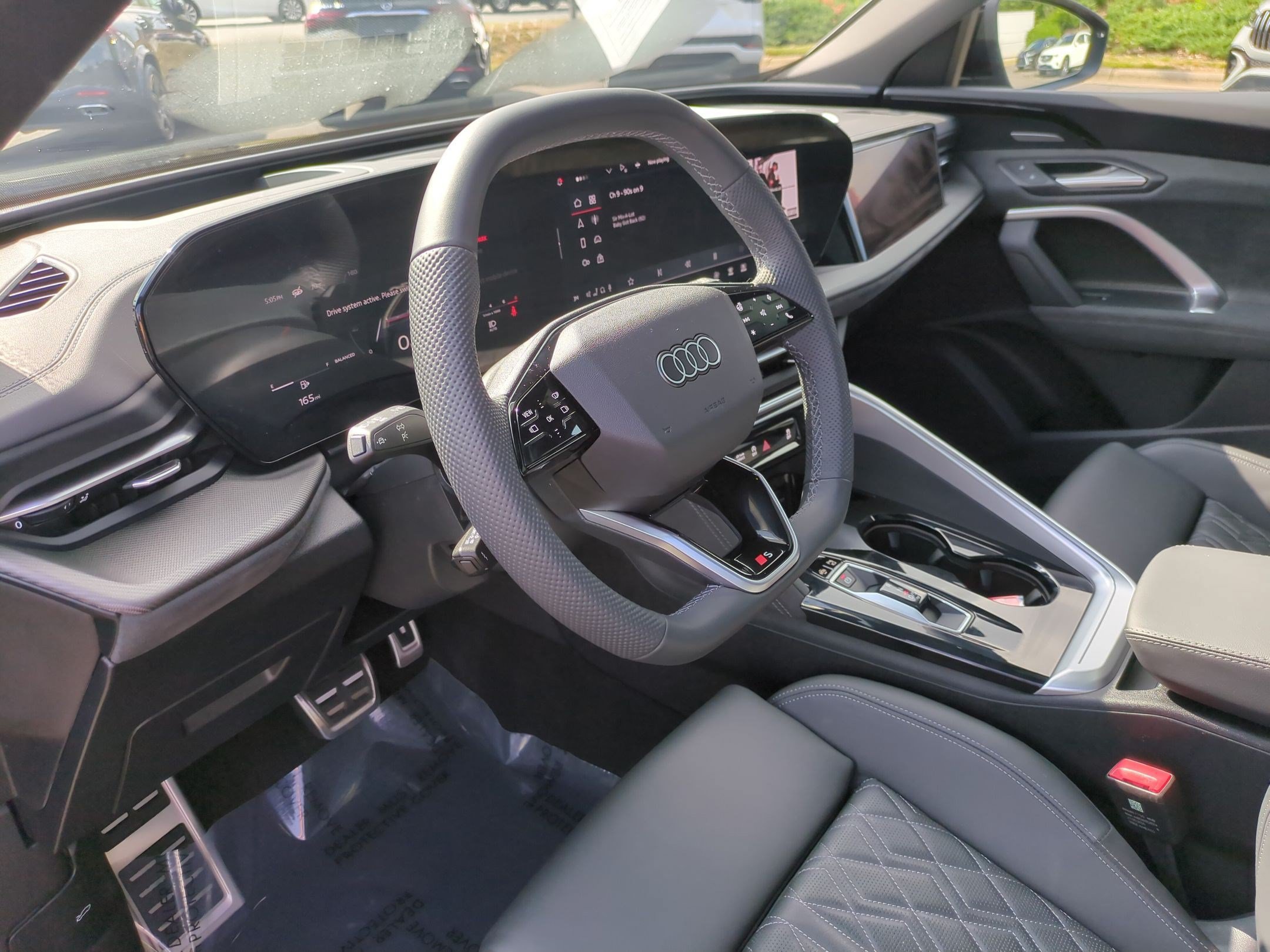 Used 2025 Audi SQ5 Prestige AWD/4WD image 16