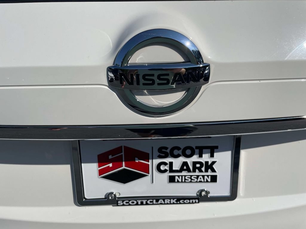 Used 2019 Nissan Rogue S FWD image 13