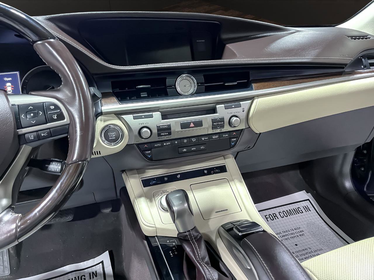 Used 2018 Lexus ES 350 w/ Navigation System Package FWD image 15