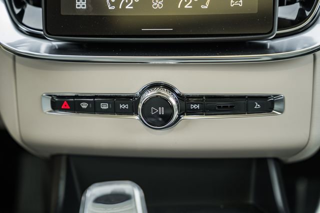 New 2026 Volvo XC90 T8 Ultra w/ Protection Package Premier image 23