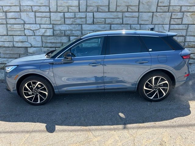 Used 2023 Lincoln Corsair Grand Touring w/ Equipment Group 302A image 3