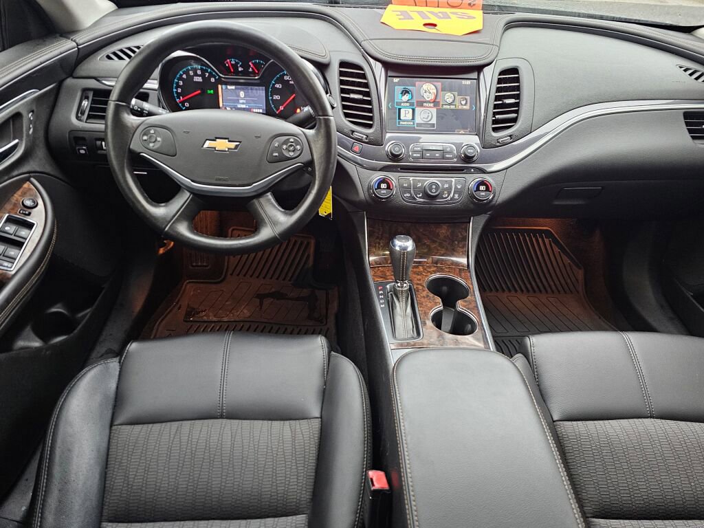 Used 2014 Chevrolet Impala LT w/ Convenience Package image 24