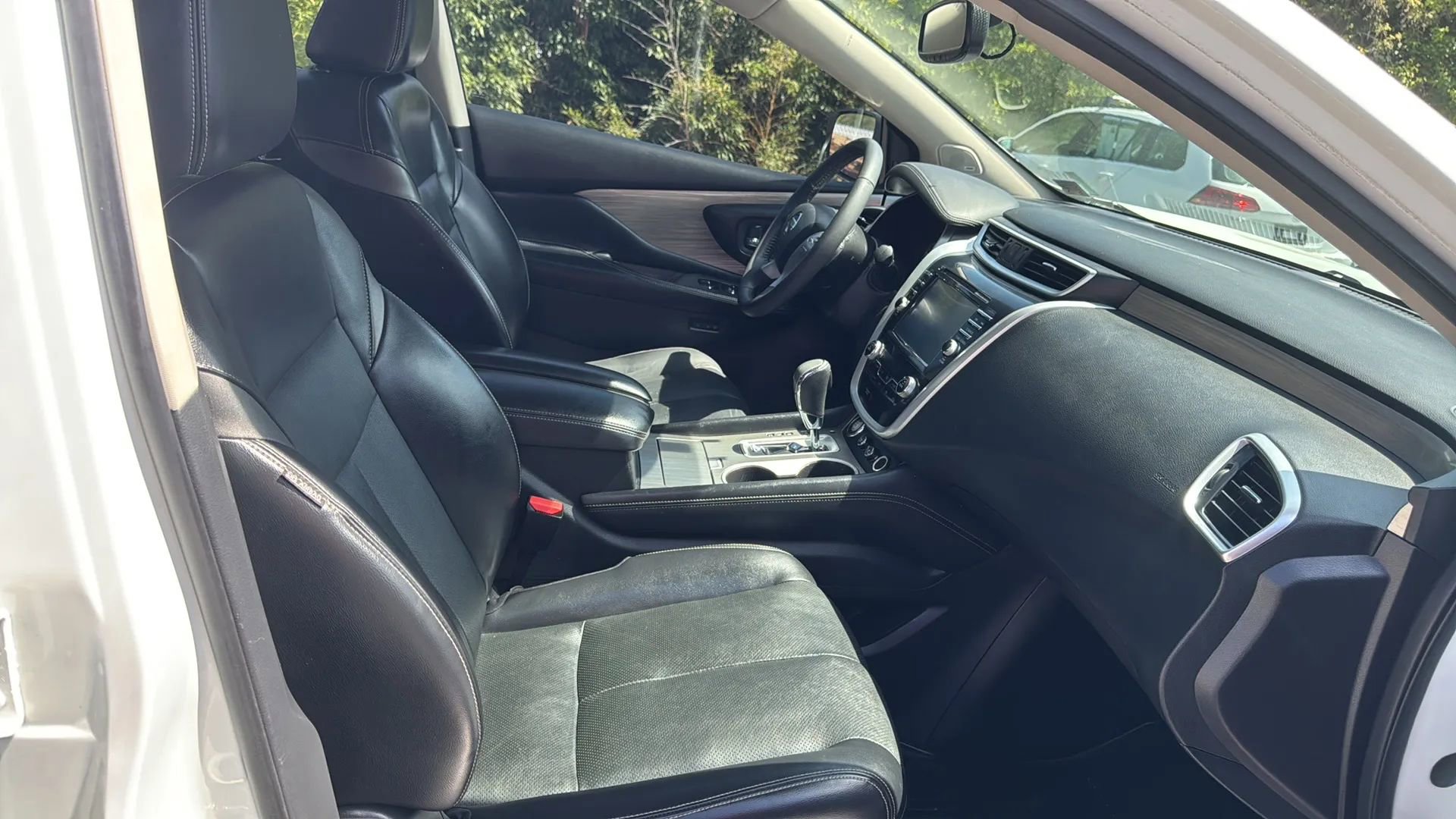 Used 2017 Nissan Murano Platinum w/ Platinum Technology Package image 12