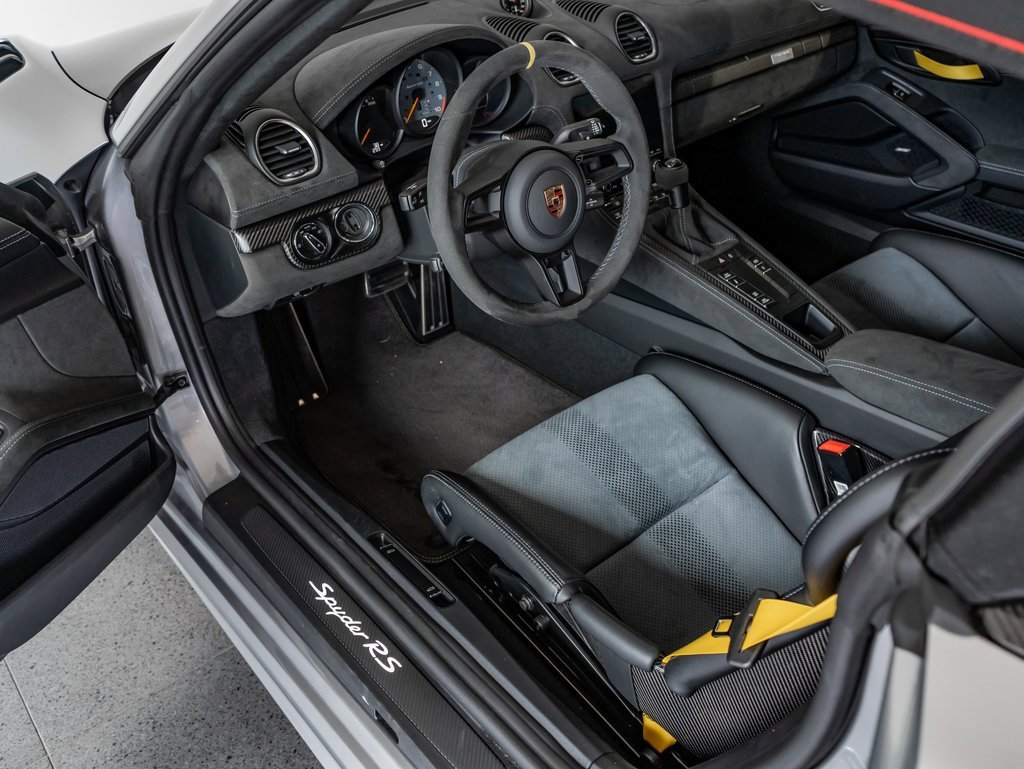 Certified 2024 Porsche 718 Boxster Spyder RS image 13