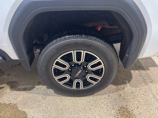 Used 2023 GMC Sierra 2500 AT4 w/ Gooseneck/5TH Wheel Package image 12