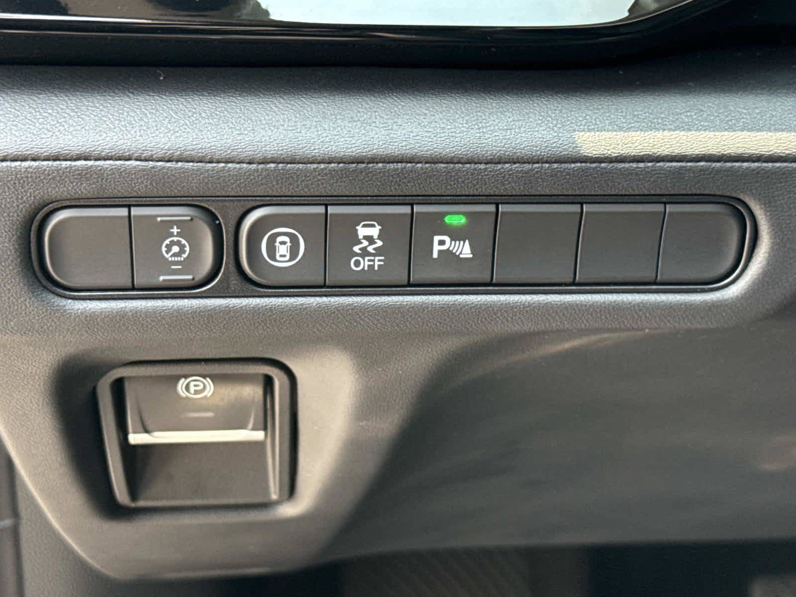Used 2025 Acura MDX SH-AWD w/ Technology Package image 41