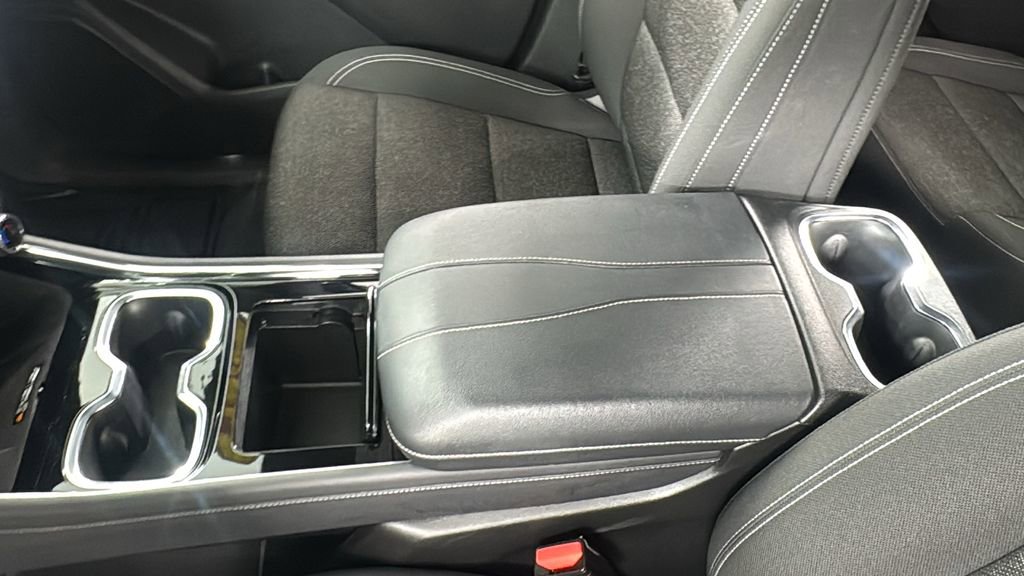 Used 2024 Chevrolet Traverse LT image 36