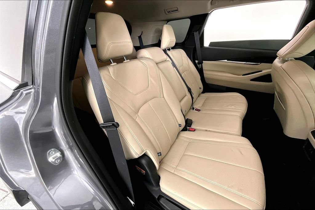 Used 2025 INFINITI QX60 Pure AWD/4WD image 34