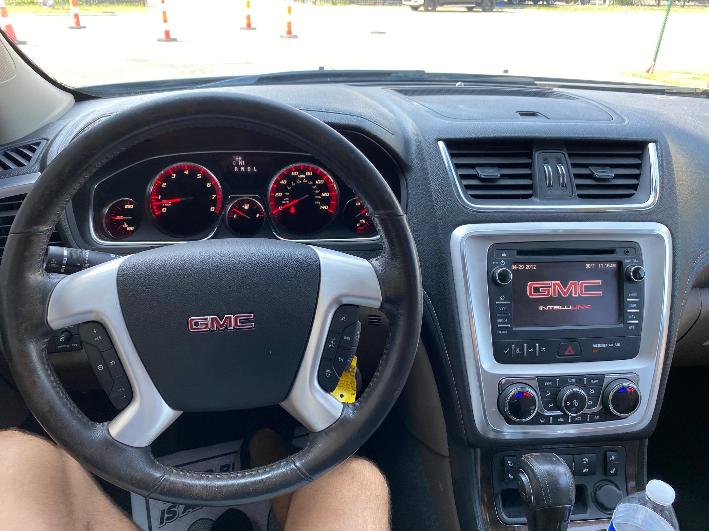 Used 2014 GMC Acadia SLT AWD/4WD image 16