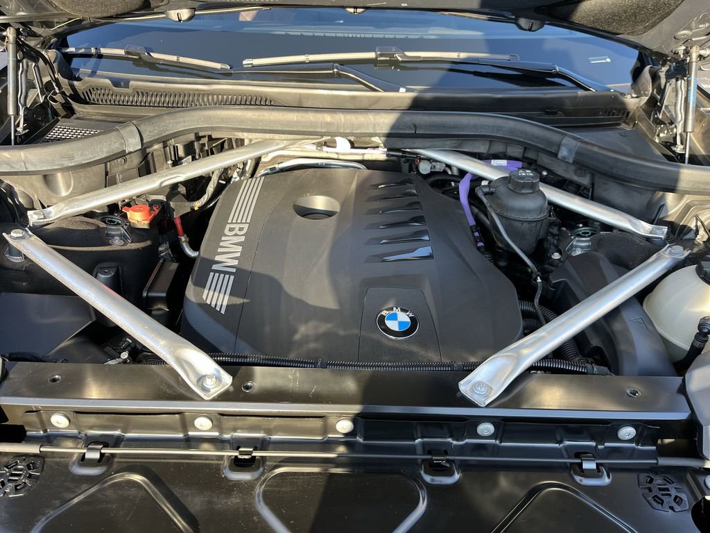 Certified 2024 BMW X7 xDrive40i image 27