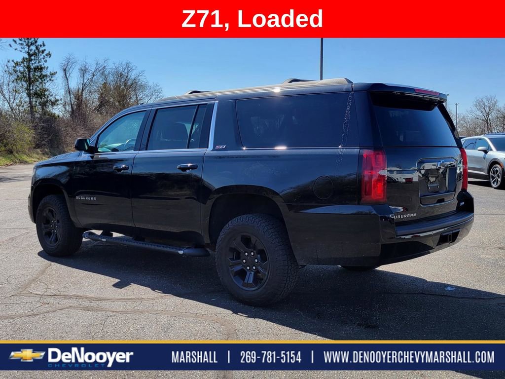 Used 2018 Chevrolet Suburban LT image 4