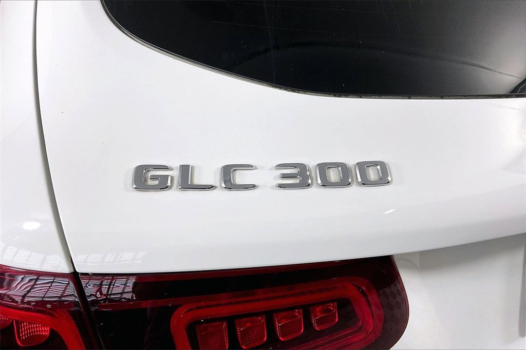 Used 2021 Mercedes-Benz GLC 300 GLC 300 w/ Premium Package image 7