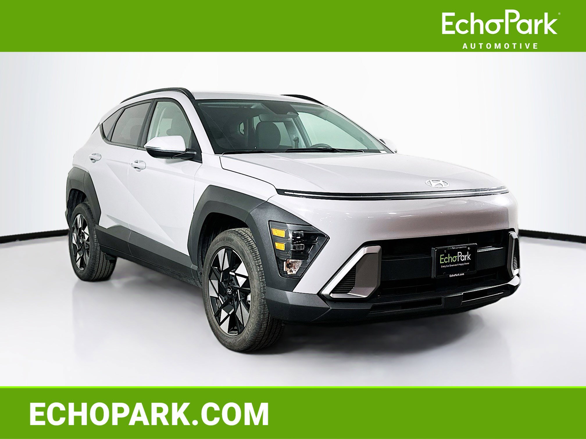 Used 2025 Hyundai Kona SEL image 1