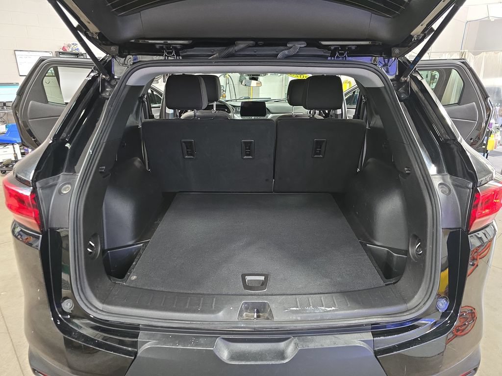 Certified 2023 Chevrolet Blazer LT AWD/4WD image 12