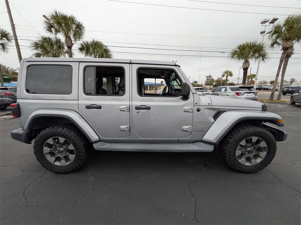 Used 2018 Jeep Wrangler Unlimited Sahara image 4