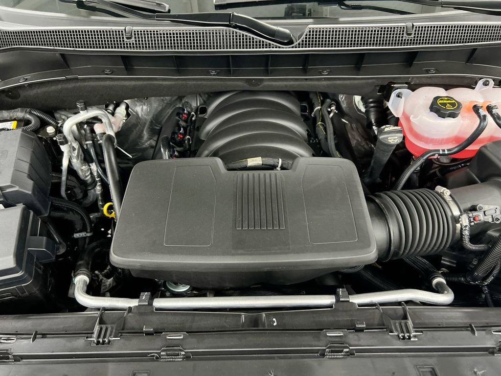 New 2026 Chevrolet Suburban High Country image 27