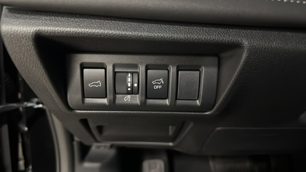 Certified 2025 Subaru Outback Limited XT image 24