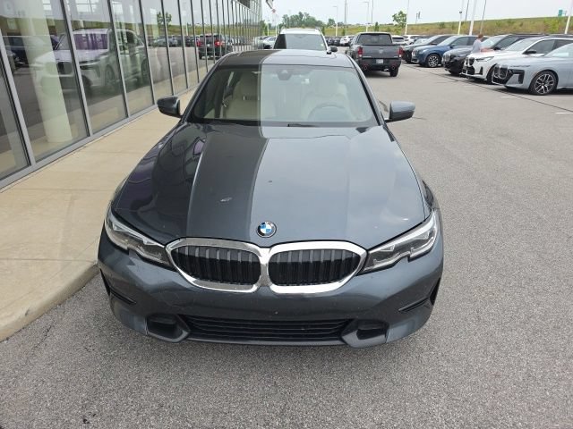 Used 2020 BMW 330i xDrive Sedan w/ Premium Package AWD/4WD image 3