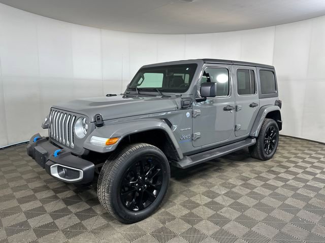 Used 2023 Jeep Wrangler Unlimited Sahara w/ Cold Weather Group image 7