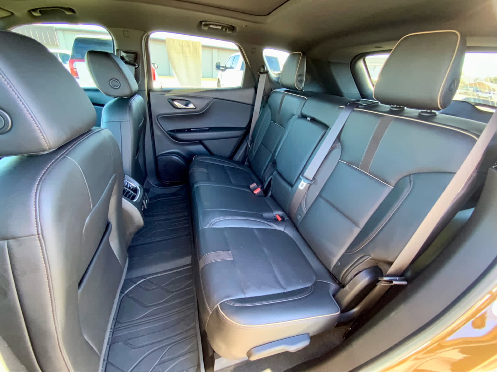 Used 2019 Chevrolet Blazer Premier w/ Sun and Wheels Package image 23