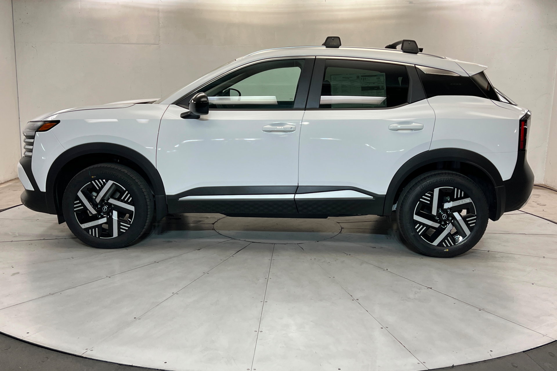 New 2026 Nissan Kicks SV w/ Cold Weather Package FWD image 2