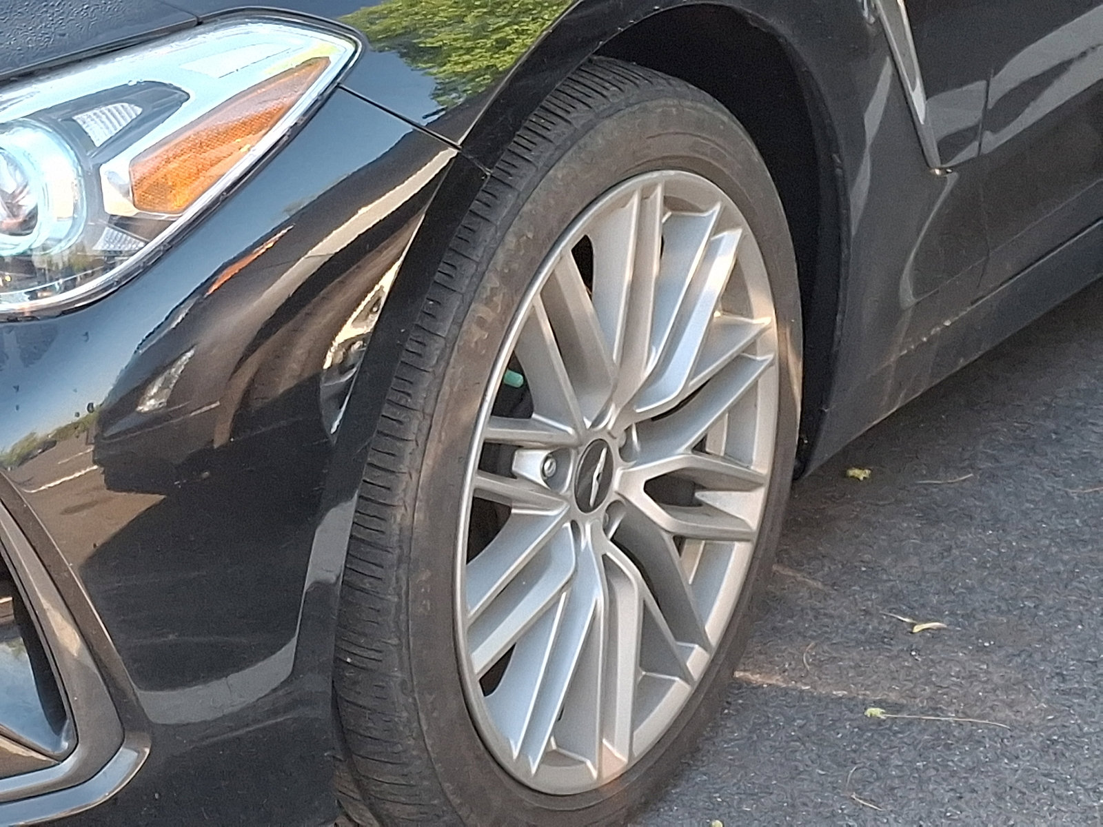 Used 2020 Genesis G70 2.0T w/ Elite Package AWD/4WD image 10