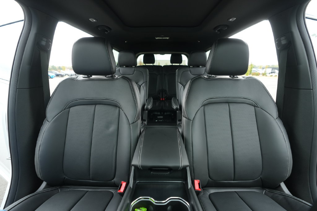 New 2027 Jeep Grand Cherokee L Limited AWD/4WD image 41