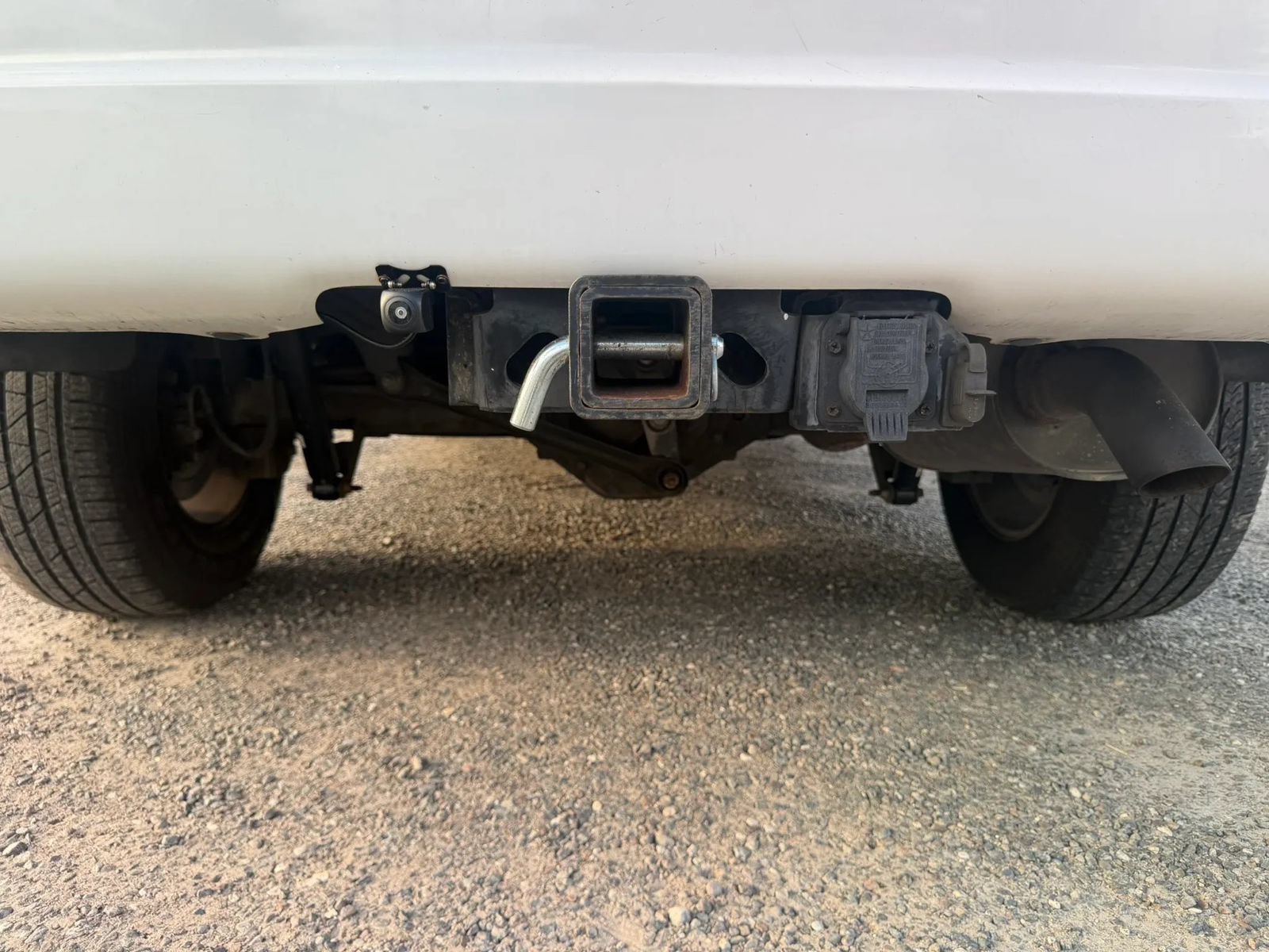 Used 2005 Dodge Durango Limited w/ Trailer Tow Group RWD image 34