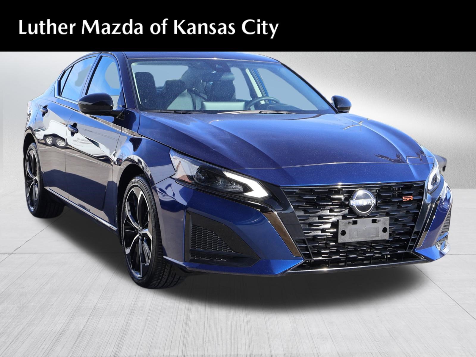 Used 2023 Nissan Altima 2.5 SR w/ SR Premium Package