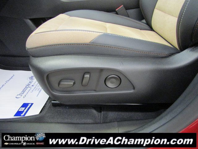 Certified 2026 Chevrolet Equinox ACTIV w/ LPO, Floor Liner Package image 21