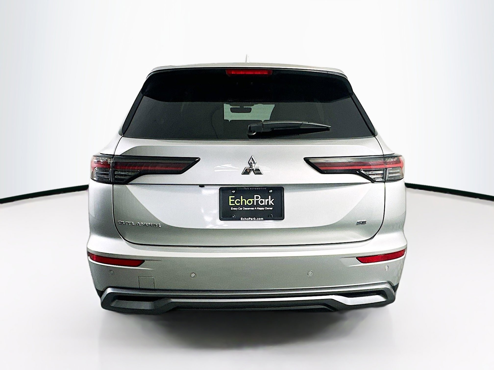 Used 2025 Mitsubishi Outlander SE FWD image 7