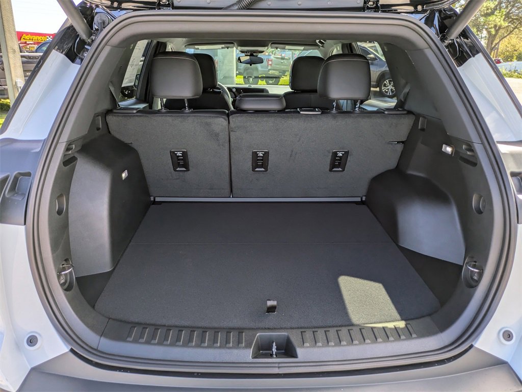 New 2026 Chevrolet Equinox LT w/ Convenience Package II image 12