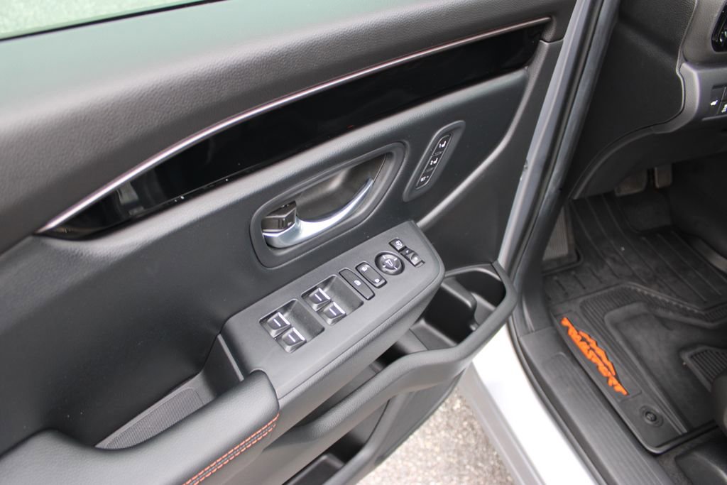 Used 2025 Honda Pilot TrailSport image 29