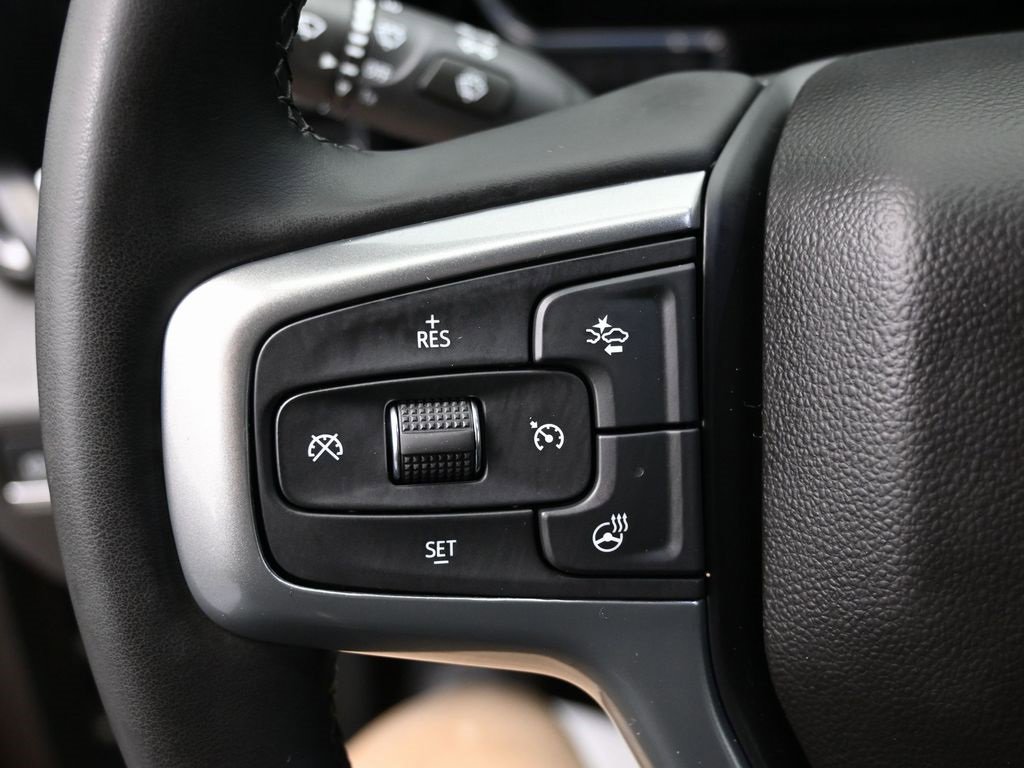 Used 2025 Chevrolet Silverado 1500 LT image 16