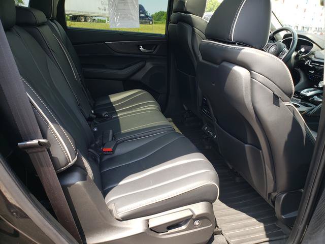 Used 2024 Acura MDX w/ Advance Package AWD/4WD image 17