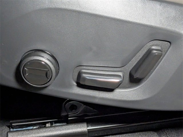 New 2026 Volvo XC60 B5 Plus w/ Protection Package Premier image 14